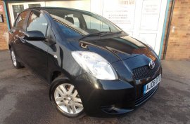 Toyota Yaris 1.3 VVT-i TR