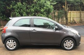 Toyota Yaris 1.3 VVT-i TR