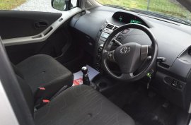 Toyota Yaris 1.0 VVT-i T2