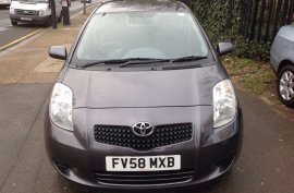 Toyota Yaris 1.3 VVT-i TR