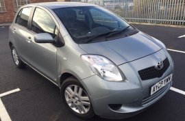 Toyota Yaris 1.3 VVT-i TR