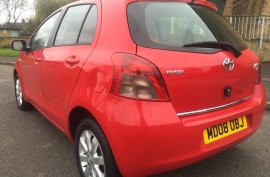 Toyota Yaris 1.3 VVT-i TR