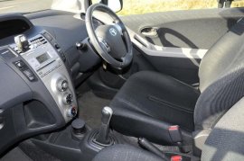 Toyota Yaris 1.3 VVT-i TR