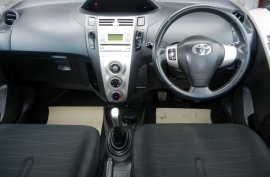 Toyota Yaris 1.3 VVT-i TR