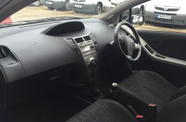 Toyota Yaris 1.0 VVT-i TR
