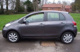 Toyota Yaris 1.33 VVT-i TR