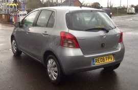 Toyota Yaris 1.3 VVT-i T3