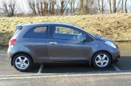 Toyota Yaris 1.33 VVT-i TR