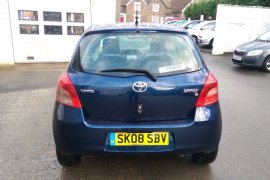 Toyota Yaris T3 VVT-I 1.3