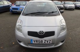 Toyota Yaris 1.0 VVT-i T2