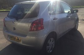 Toyota Yaris 1.0 VVT-i T2