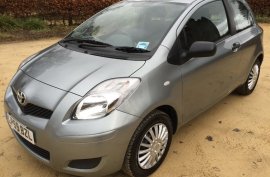 Toyota Yaris 1.0 VVT-i T2