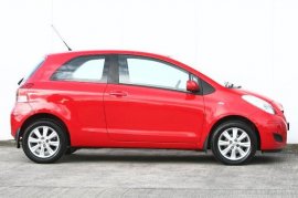 Toyota Yaris 1.0 VVT-i TR