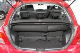 Toyota Yaris 1.0 VVT-i TR