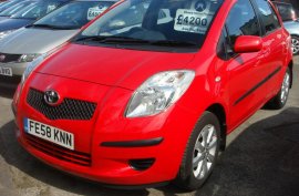 Toyota Yaris 1.0 VVT-i TR