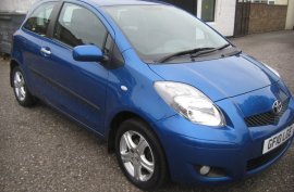 Toyota Yaris 1.0 VVT-i TR