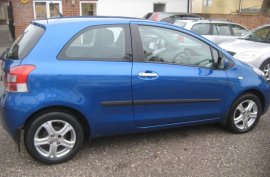 Toyota Yaris 1.0 VVT-i TR