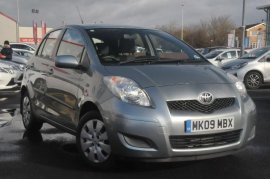 Toyota YARIS 5-DR 1.33 VVT-i TR