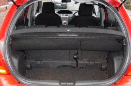 Toyota Yaris 1.33 VVT-i SR