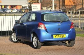 Toyota YARIS 3-DR 1.33 VVT-i TR