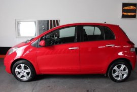 Toyota Yaris 1.33 VVT-i TR