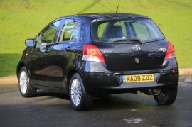 Toyota YARIS 5-DR 1.33 VVT-i TR