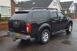 Nissan Navara 2.5DCI Aventura