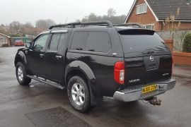 Nissan Navara 2.5DCI Aventura