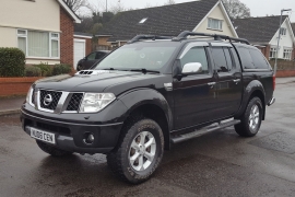 Nissan Navara 2.5DCI Aventura