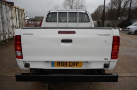 Toyota Hilux 2.5 D-4D HL2 Crewcab Pickup