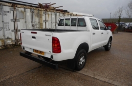 Toyota Hilux 2.5 D-4D HL2 Crewcab Pickup