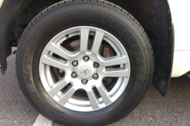  Toyota Land Cruiser 3.0 D-4D LC5