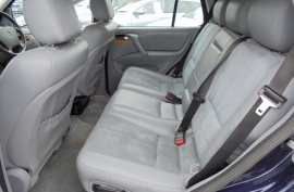 Mercedes-Benz M Class 2.7