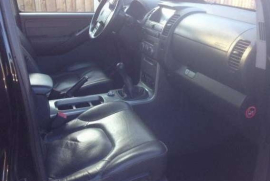 Nissan Navara 2.5 Aventura LHD