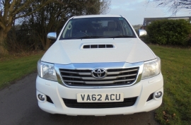 Toyota Hilux Invincible 3.0 Auto Diesel