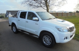 Toyota Hilux Invincible 3.0 Auto Diesel