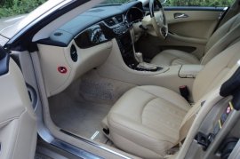 Mercedes-Benz CLS CLS320  3.5