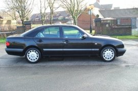 Mercedes-Benz E Class E200 Classic 4dr Auto 2.0