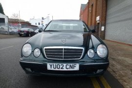 Mercedes-Benz E Class E200 Classic 4dr Auto 2.6