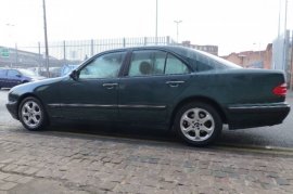 Mercedes-Benz E Class E200 Classic 4dr Auto 2.6
