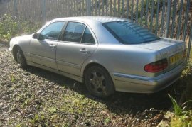 Mercedes-Benz E Class E200 Classic 4dr Auto 3.2