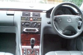 Mercedes-Benz E Class E200 Classic 4dr Auto 3.2