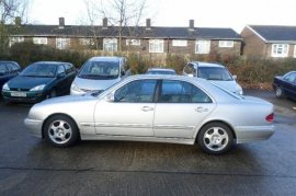 Mercedes-Benz E Class E200 Classic 4dr Auto 2.8