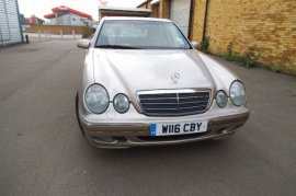 Mercedes-Benz E Class E200 Classic 4dr Auto 2.8