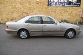 Mercedes-Benz E Class E200 Classic 4dr Auto 2.8