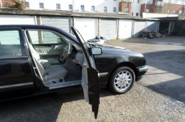 Mercedes-Benz E Class E200 Classic 4dr Auto 2.6