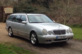 Mercedes-Benz E Class E320  Tip Auto 3.2