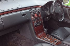 Mercedes-Benz E Class E320  Tip Auto 3.2