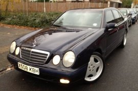 Mercedes-Benz E Class E240 Classic 4dr Tip Auto [2