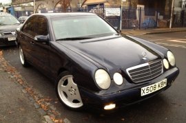 Mercedes-Benz E Class E240 Classic 4dr Tip Auto [2